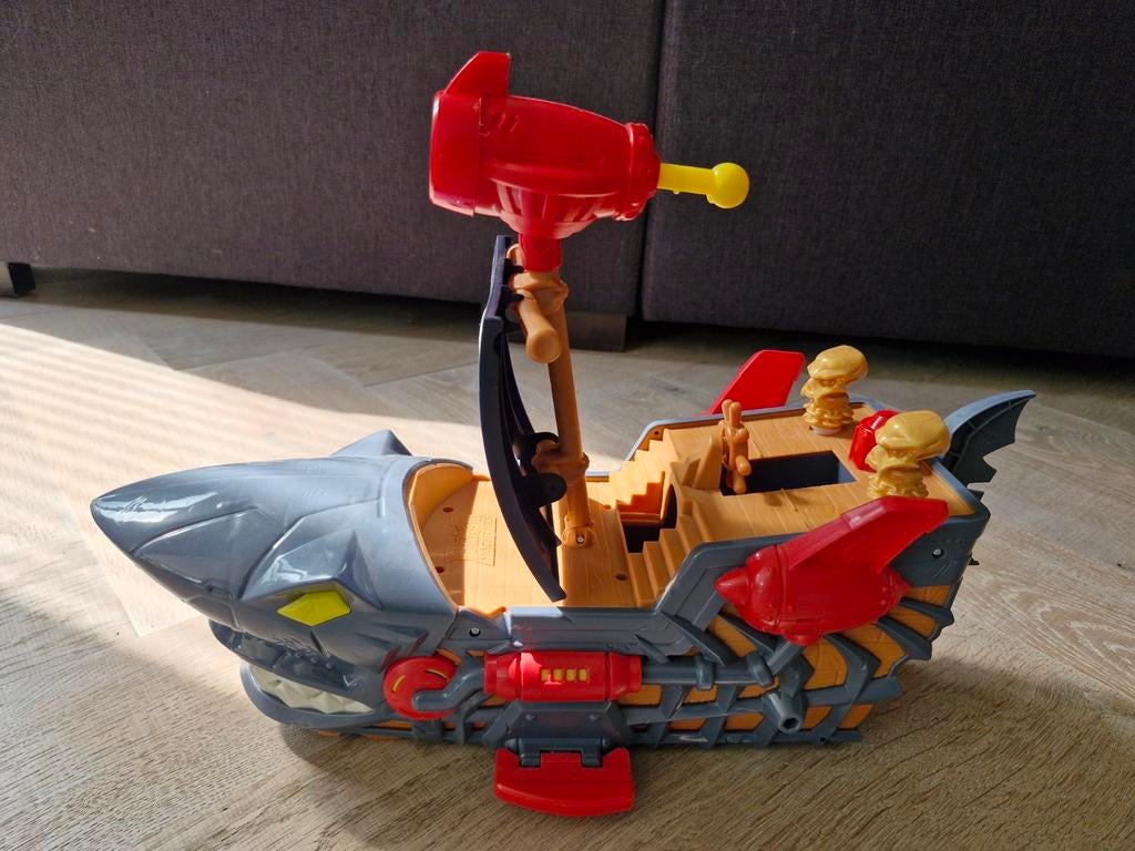 Leuk piratenschip te koop, Ophalen