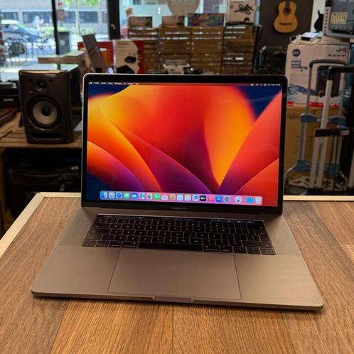 Apple Macbook pro 15' 2017 I7 16GB 512GB SSD Touchbar Cycli, Computers en Software, Apple Macbooks, Zo goed als nieuw
