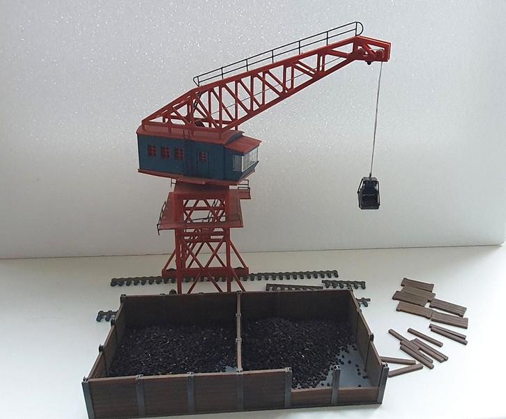 Faller portaalkraan en kolenopslag HO spoor, Hobby en Vrije tijd, Modeltreinen | N-Spoor, Brug, Tunnel of Gebouw, Gelijkstroom of Wisselstroom