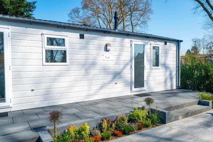 stacaravan met eigen grond in Voorthuizen, Caravans en Kamperen, Stacaravans, tot en met 4, Ophalen of Verzenden