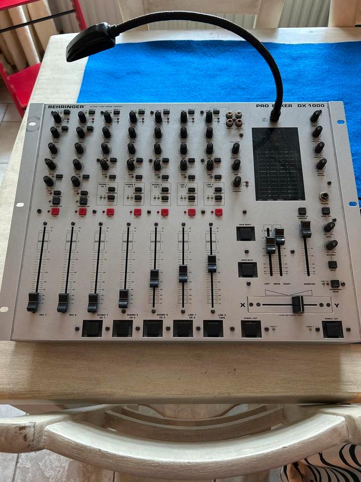 Behringer DX1000 Pro Mixer, Muziek en Instrumenten, Mengpanelen, Gebruikt, 5 tot 10 kanalen, Microfooningang, Ophalen