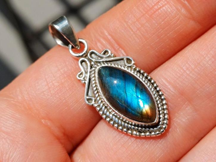 Vanoli 925 zilveren kettinghanger met labradoriet, Sieraden, Tassen en Uiterlijk, Kettinghangers, Nieuw, Zilver, Overige kleuren