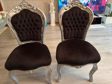 Barok stoelen (2x) beschikbaar voor biedingen
