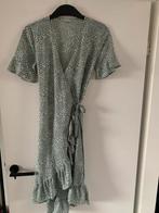 Te koop groene jurk Pigalle maat 34, Kleding | Dames, Jurken, Ophalen of Verzenden, Zo goed als nieuw, Maat 34 (XS) of kleiner