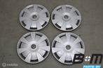 Originele 16 inch wieldoppen Audi A3 8V 8V0601147C, Auto-onderdelen, Banden en Velgen, Gebruikt, Band(en)