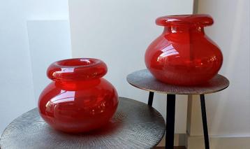 Vintage 2x Ikea Maria Vinka grote rode vaas 23 cm x 28 cm beschikbaar voor biedingen