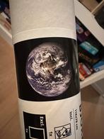 Poster planeet aarde BJORKSTA gratis, Ophalen, Nieuw, 75 tot 100 cm, Foto of Poster