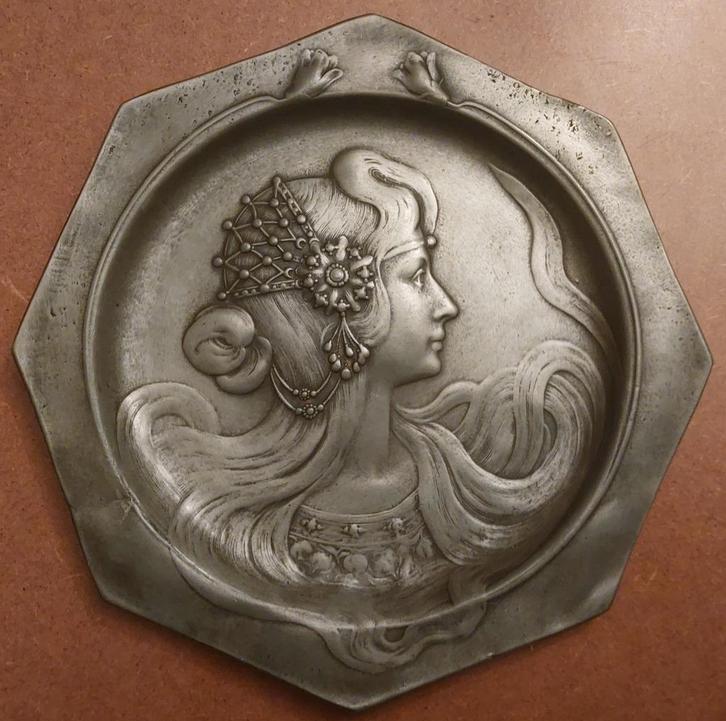 2 WMF sierborden, Jugendstil / Art Nouveau (samen), Antiek en Kunst, Antiek | Tin, Ophalen of Verzenden