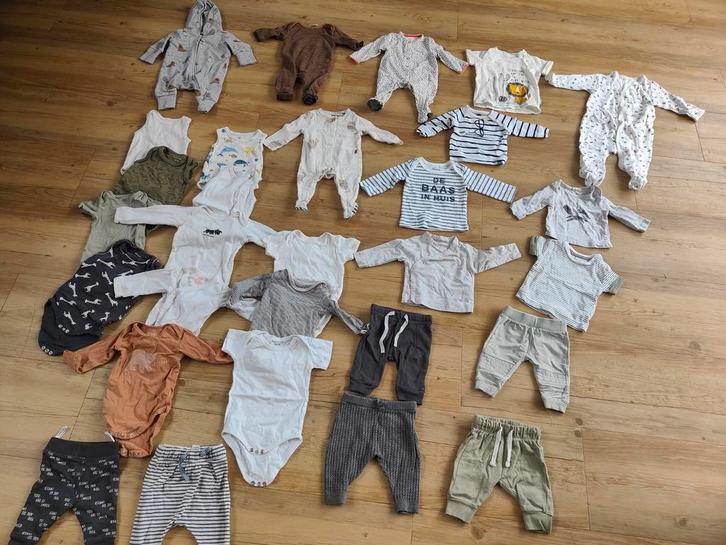 Kledingpakket Jongen Maat 50 (29 stuks + 1x maat 68), Kinderen en Baby's, Babykleding | Baby-kledingpakketten, Gebruikt, Maat 50