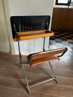 Retro kinder bureau tafeltje met bankje en krijtbord, Ophalen of Verzenden, Huis en Inrichting