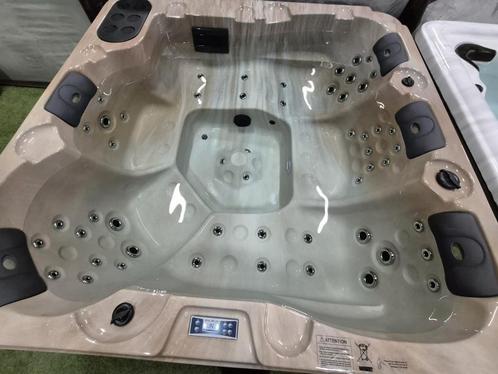 41 NIEUWE SPAS/JACUZZI BINNENGEKOMEN👌💥EXTREEM LAGE PRIJZEN, Tuin en Terras, Bubbelbaden en Hottubs, Zo goed als nieuw, Ophalen of Verzenden