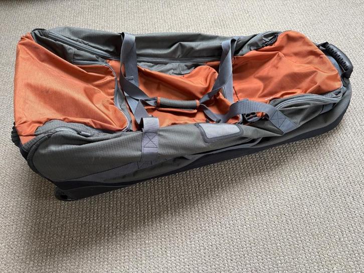 Eagle Creek Warrior 36" 'Rolling Duffle' duffle bag, Sieraden, Tassen en Uiterlijk, Tassen | Reistassen en Weekendtassen, Gebruikt