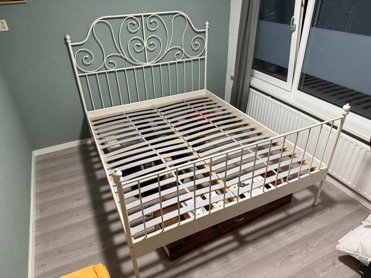 Tweepersoons bedframe met lattenbodem 160x200, Huis en Inrichting, Slaapkamer | Bedden, Zo goed als nieuw, Tweepersoons, 160 cm