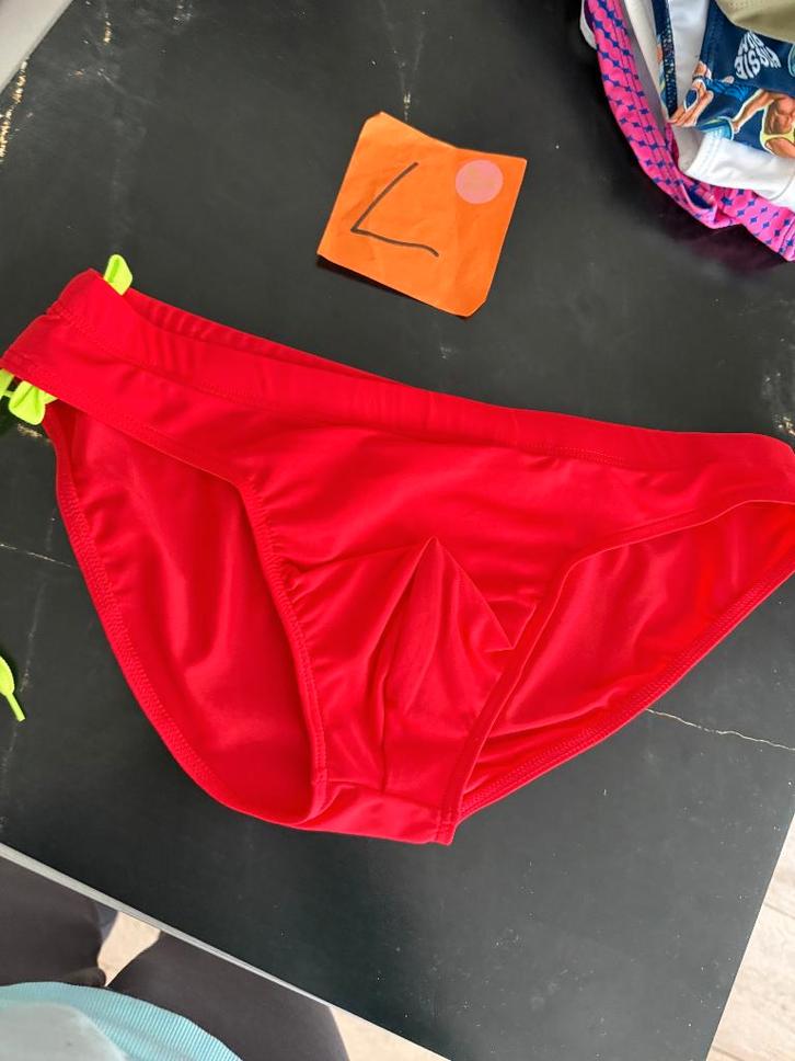 lycra zwemslip, maat L, rood, low waist, Kleding | Heren, Badmode en Zwemkleding, Zwemslip, Maat 52/54 (L), Rood, Ophalen of Verzenden