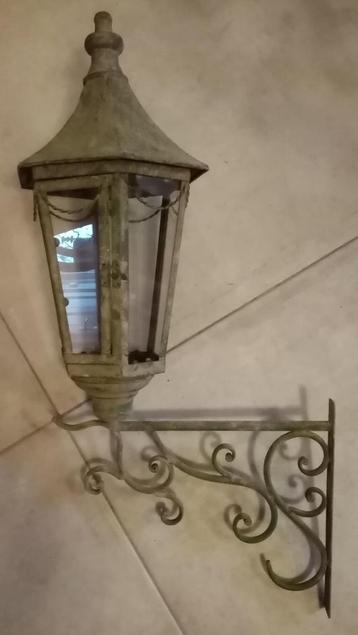 Nieuwe ijzeren wandlamp met ijzeren beugel maar 39,95 beschikbaar voor biedingen