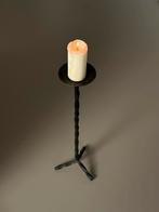 Vintage Brutalist massief smeed ijzeren vloer kandelaar 70’s, Antiek en Kunst, Ophalen of Verzenden