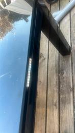 Zwarte eettafel gebruikt, Sjiek, Ophalen of Verzenden, Zo goed als nieuw, Weet ik niet.