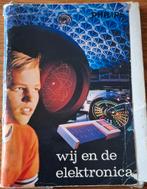 Wij en de Electronica - Philips ( 10 boekjes) Muiderkring, Ophalen of Verzenden, Gelezen, Tv-serie