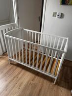 Ledikant wit, Kinderen en Baby's, Babywiegjes en Ledikanten, Ophalen, Zo goed als nieuw, Ledikant
