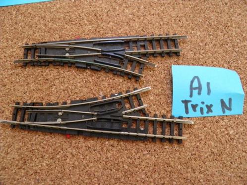 A-1 Minitrix N 2 x handwissel rechts en links, Hobby en Vrije tijd, Modeltreinen | N-Spoor, Zo goed als nieuw, Rails, Gelijkstroom