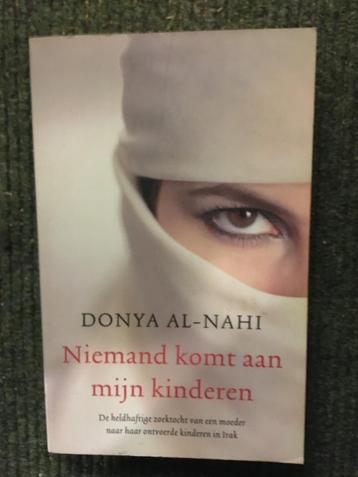 Niemand komt aan mijn kinderen ; door Donya Al-Nahi #Irak beschikbaar voor biedingen
