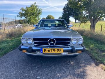 Mercedez-Benz 560 SL 1986 (28/2) V8 in prachtstaat beschikbaar voor biedingen