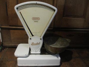 berkel oude weegschaal weegvermogen 5kg wit emaille beschikbaar voor biedingen