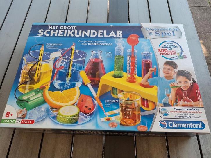 Het grote scheikundelab - Clementoni, Kinderen en Baby's, Speelgoed | Educatief en Creatief, Zo goed als nieuw, Ontdekken, Ophalen of Verzenden