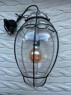 Venetiaanse glazen hanglamp met metalen frame, Huis en Inrichting, Lampen | Hanglampen, Ophalen, Gebruikt, Glas, Minder dan 50 cm
