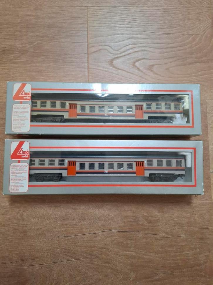 Lima wagons 2 stuks FS., Hobby en Vrije tijd, Modeltreinen | H0, Gebruikt, Wagon, Gelijkstroom of Wisselstroom, Lima, Ophalen of Verzenden