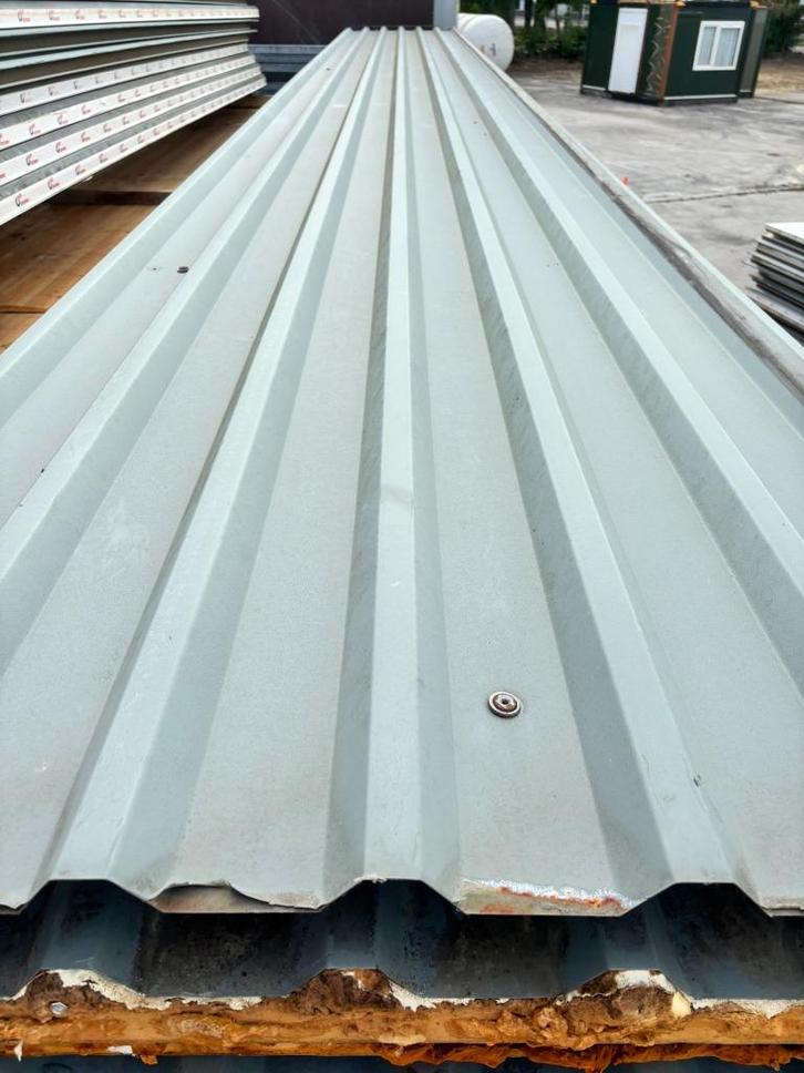 350 m² PIR C300 sandwich dakpanelen van 900 cm lang, Doe-het-zelf en Verbouw, Isolatie en Afdichting, Gebruikt, Vloerisolatie