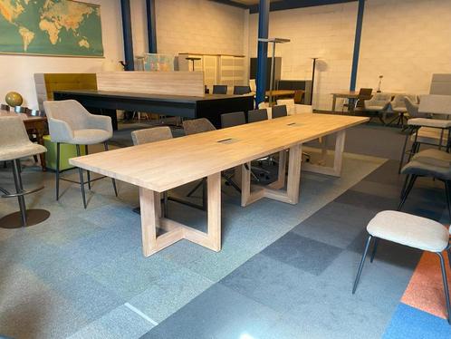 Vergadertafel Gispen, eiken hout, 400 x 100 cm., Huis en Inrichting, Bureaus, Gebruikt, Ophalen