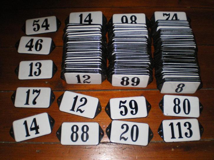 echt oud emaille huisnummer , huisnummers 6 x 10 cm nummer, Antiek en Kunst, Antiek | Emaille, Ophalen of Verzenden