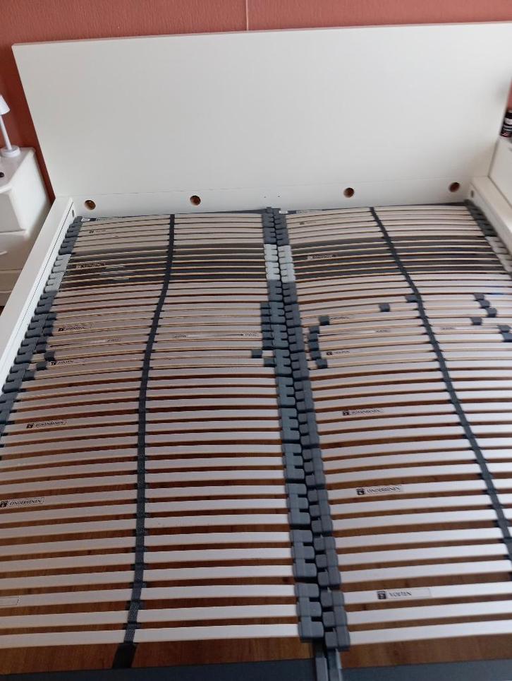 Ikea twee persoons bed 180/200 mtr  wit, Huis en Inrichting, Slaapkamer | Bedden, Gebruikt, Tweepersoons, 180 cm, 200 cm, Hout