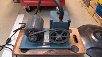 Vacuumpomp 110V beschikbaar voor biedingen