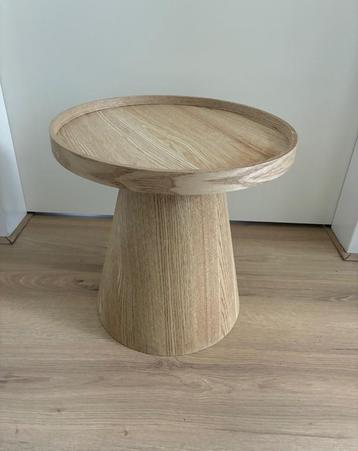 Bijzettafel nieuw  beschikbaar voor biedingen