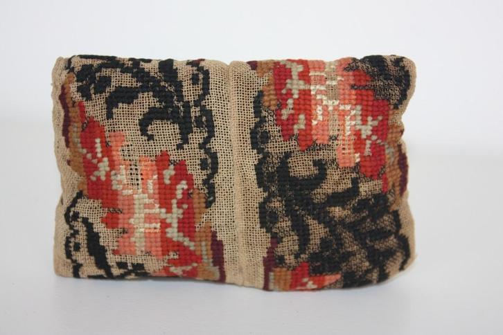 Oude theemuts voor een kinder theepotje, Antiek en Kunst, Antiek | Speelgoed, Ophalen of Verzenden