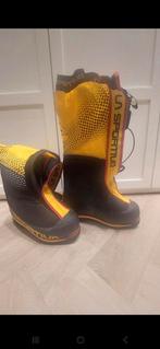 Bergschoenen, Ophalen of Verzenden, Zo goed als nieuw, Schoenen