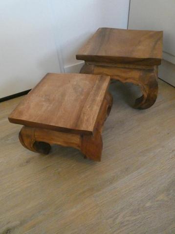 OOSTERSE TAFELTJES (2X)/ORIENTAL SIDE TABLES beschikbaar voor biedingen