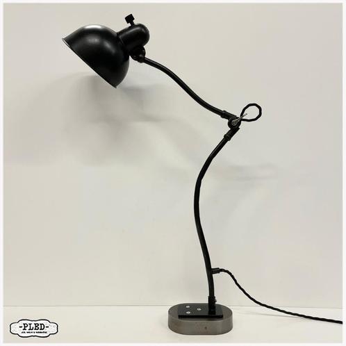 Vroege 'Gelenklampe' van Kaiser iDell - Christian Dell, Antiek en Kunst, Antiek | Lampen, Ophalen of Verzenden