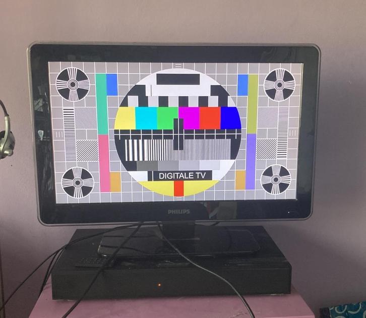 Philips 26" LCD televisie, Audio, Tv en Foto, Televisies, Gebruikt, LCD, 60 tot 80 cm, HD Ready (720p), Philips, 50 Hz, Ophalen