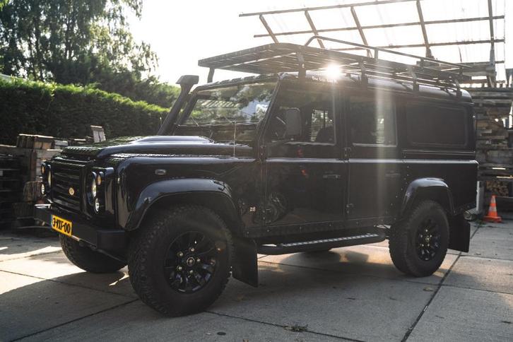 Land Rover Defender TD4 Puma - X-tech uitvoering, Auto's, Bestelauto's, Particulier, 4x4, ABS, Airconditioning, Alarm, Bluetooth