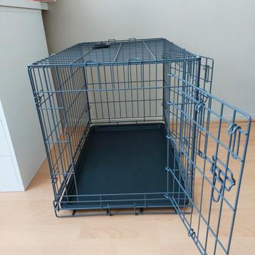 Metalen bench voor katten beschikbaar voor biedingen