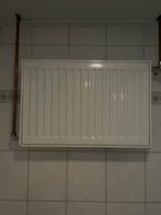 Kleine radiator, Doe-het-zelf en Verbouw, Verwarming en Radiatoren, 30 tot 80 cm, Gebruikt, Radiator, Ophalen of Verzenden