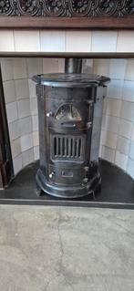 Mooie authentieke kachel en evt schouw ook, Huis en Inrichting, Kachels, Ophalen, Gebruikt, Hout, Houtkachel