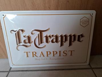 Reclamebord La Trappe bier beschikbaar voor biedingen