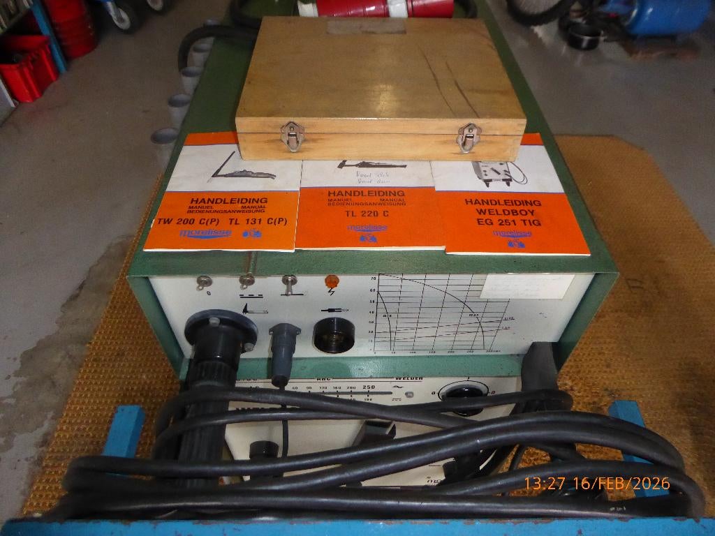 LASAPPARAAD MORELISSE EG251 TIG-MIG-ELECTRODE., Doe-het-zelf en Verbouw, Gereedschap | Lasapparaten, Zo goed als nieuw, Tig, 150 tot 250 ampère