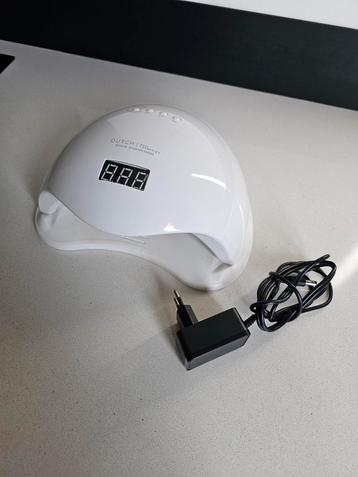 Dutch nail cosmetics uv led lamp  beschikbaar voor biedingen