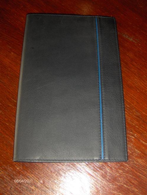 Donkerblauwe Leren KLM Portefeuille in Absolute Nieuwstaat., Sieraden, Tassen en Uiterlijk, Portemonnees, Nieuw, Overige merken