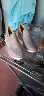 Grijze sneakers, maat 37,5, Ophalen of Verzenden, Zo goed als nieuw, Overige kleuren